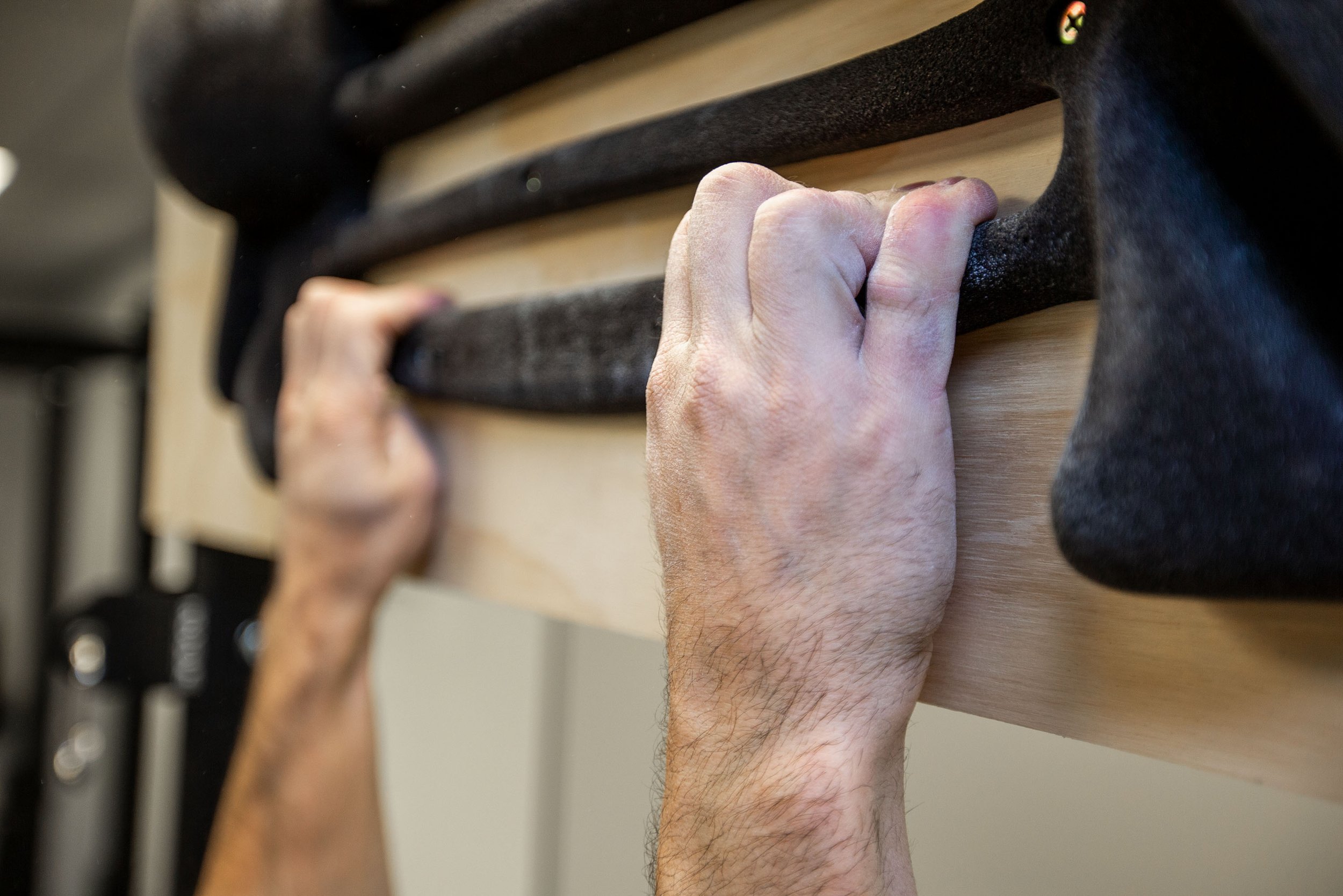 Finger Pain in Rock Climbers Mend Colorado