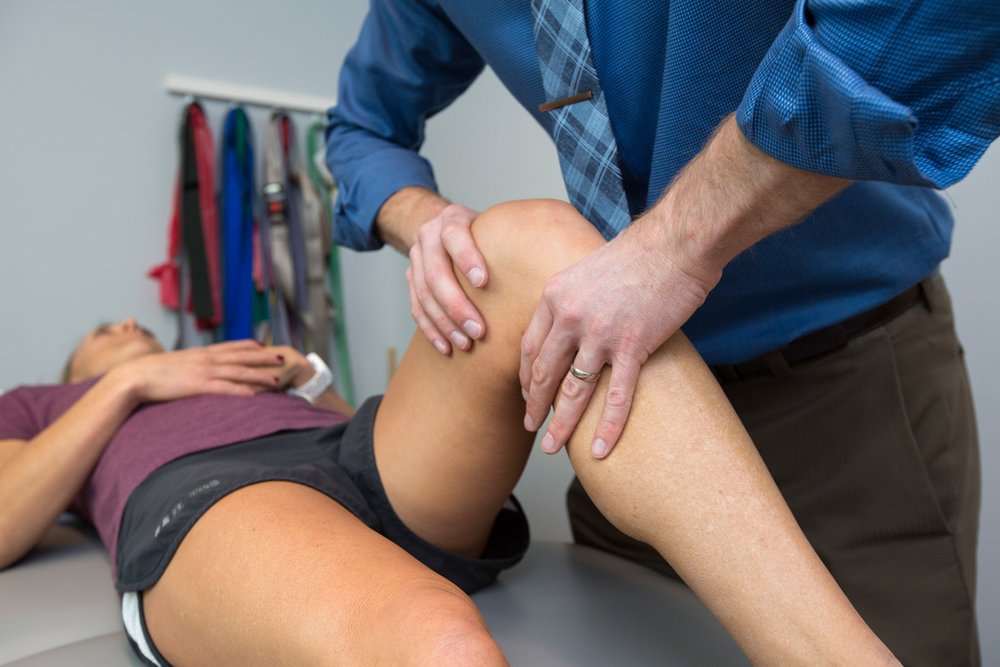 https://www.mendcolorado.com/wp-content/uploads/2023/08/Boulder-Lafayette-Total-Knee-Replacement-Physical-Therapy-Rehabilitation.jpg