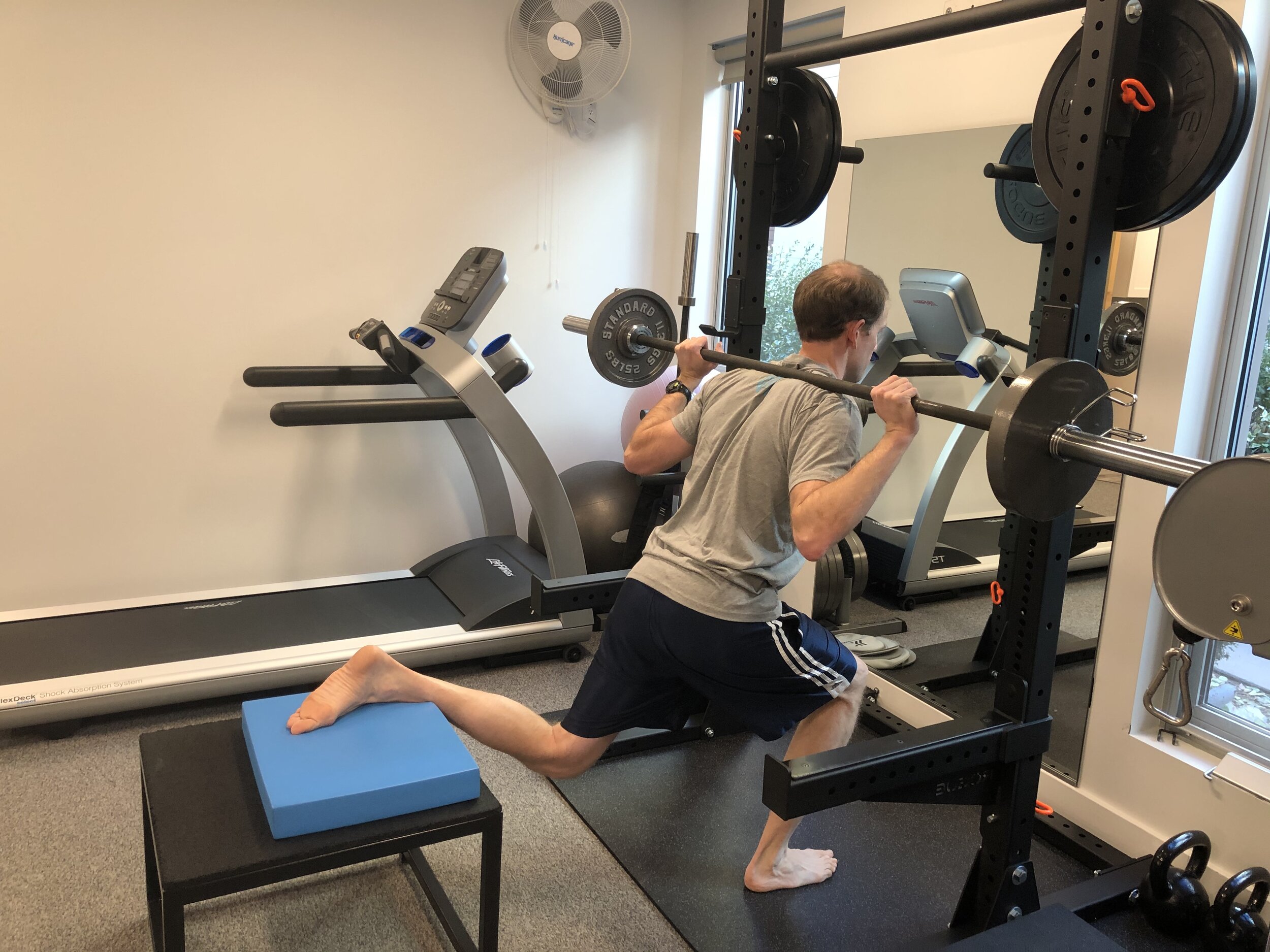 split-squat-muscle-imbalance-asymmetry-testing