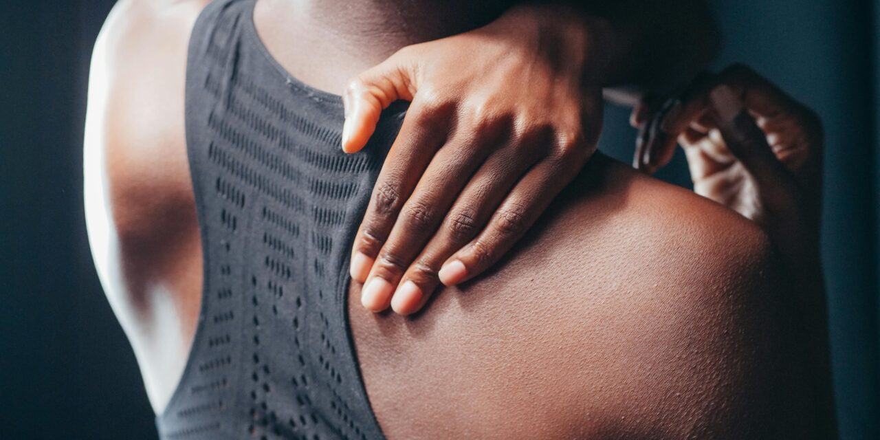 How common are rotator cuff tears and tendinitis in people without shoulder pain?