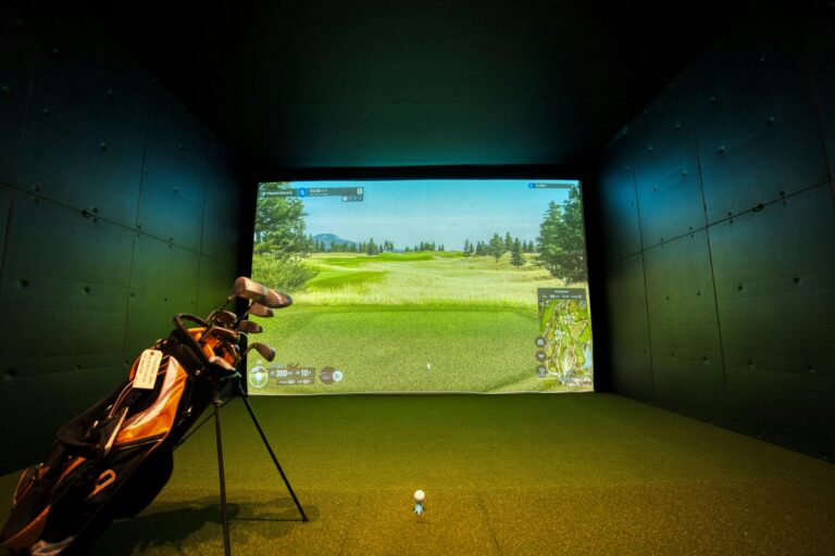 From Simulator to Fairway: A PT’s Guide to Transitioning from Indoor to Outdoor Golf